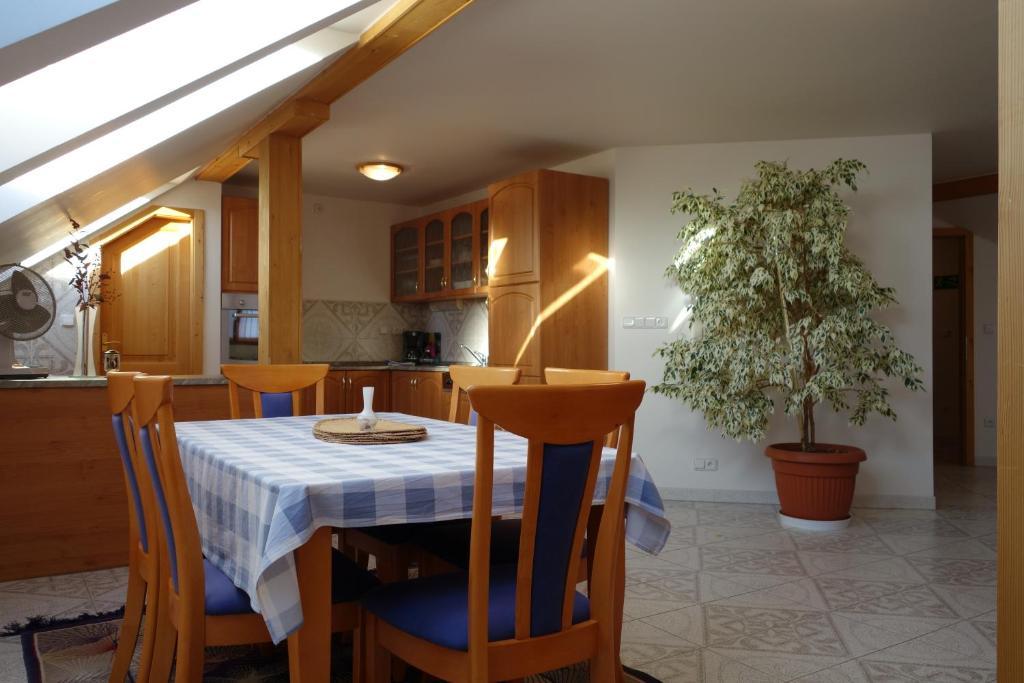 Apartmany Arnika Horní Planá Exterior foto