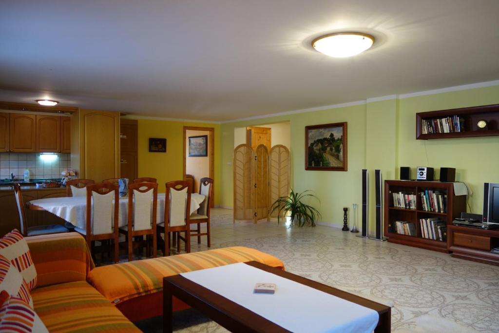 Apartmany Arnika Horní Planá Exterior foto